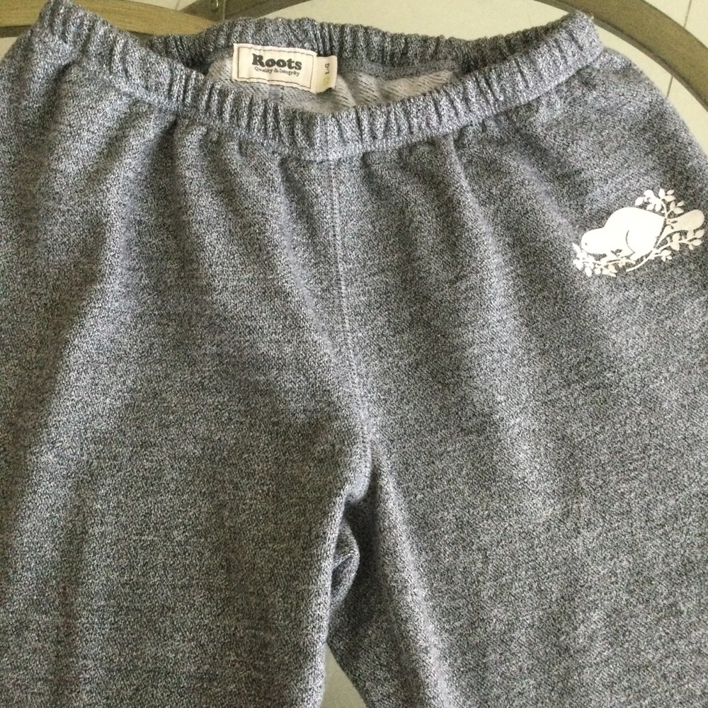 ROOTS SALT & PEPPER KNEE LENGTH SWEATPANTS